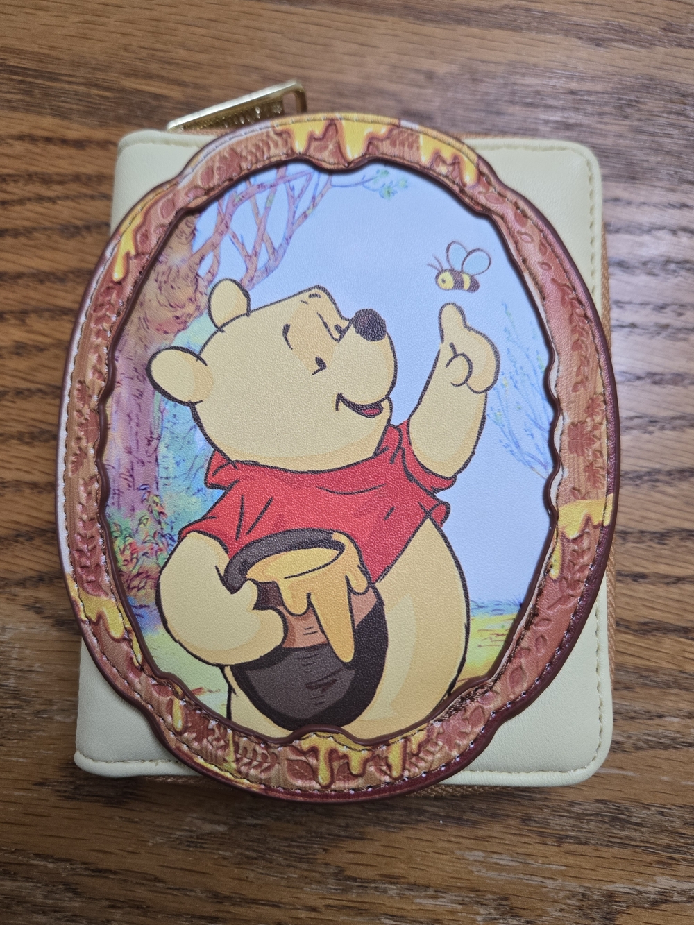 Loungefly Winnie The Pooh Cameo Wallet Perfect Condition